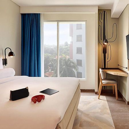 Ibis Styles Jakarta Simatupang Exterior photo