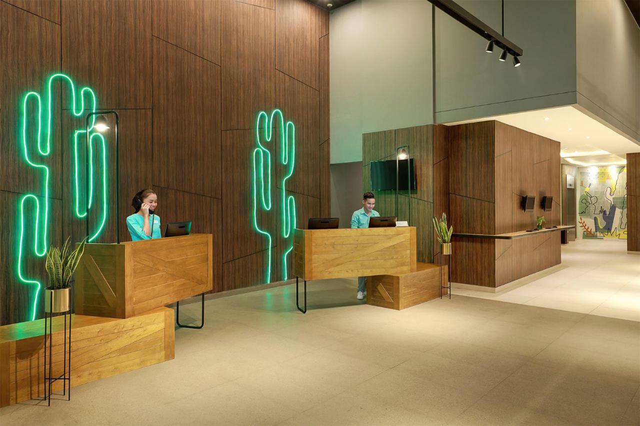 Ibis Styles Jakarta Simatupang Exterior photo
