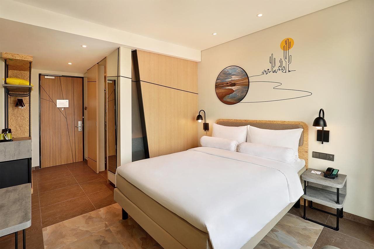 Ibis Styles Jakarta Simatupang Exterior photo
